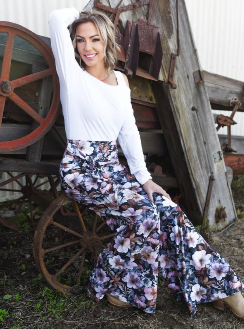 Aniela Wit Buckle Toppie