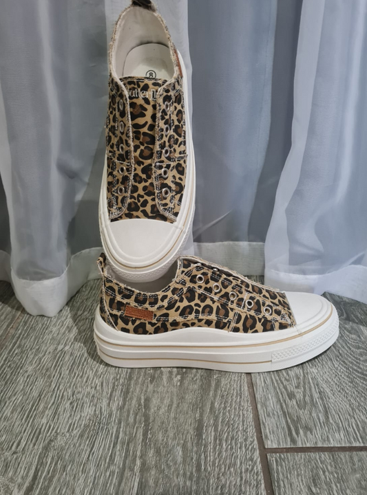 Butterfly Feet Sneakers