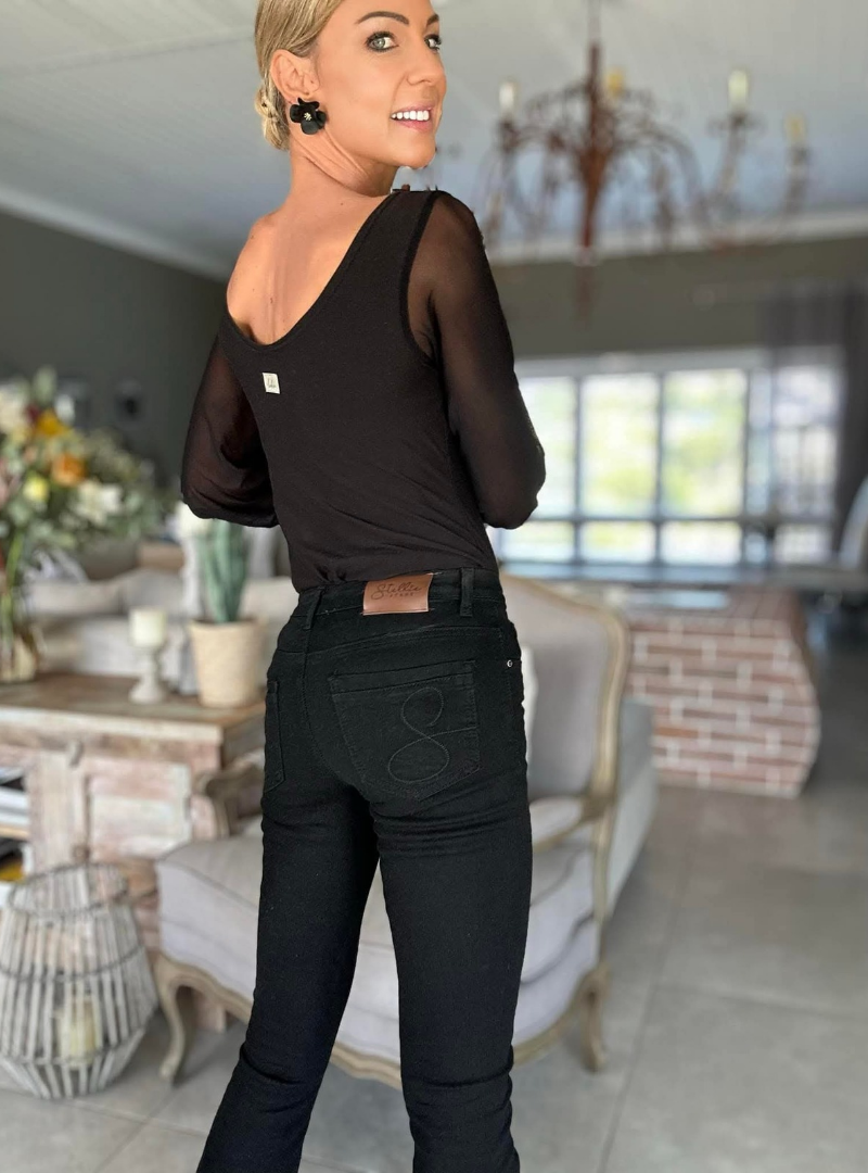 (2de Asem) Swart Olga bodysuit met mesh moutjies