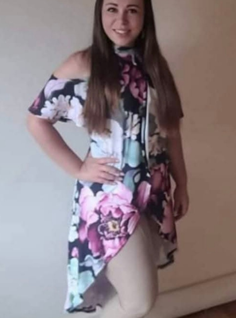 (2de Asem) Nicolette top met moutjie (Swart agtergrond)